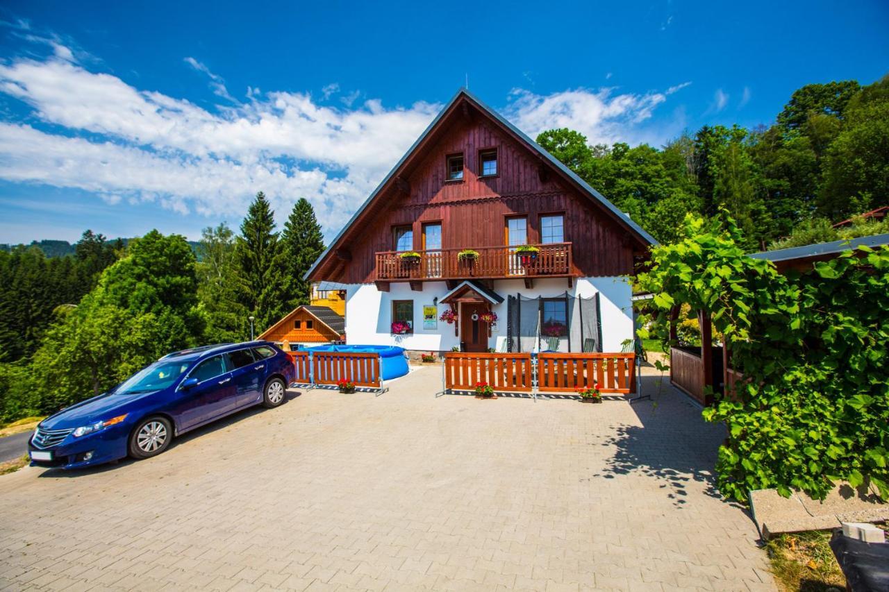 Apartment Nedrik Рокитніце-над-Їзероу Екстер'єр фото